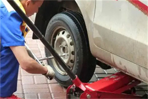 兴安盟附近拖车24小时服务热线电话