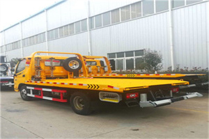 兴安盟附近拖车救援搭电